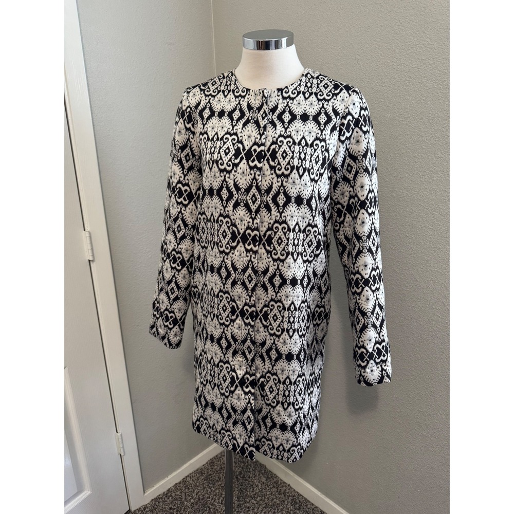 Forever 21 Collection Brocade Patterned Open Fron… - image 7